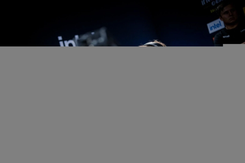 s1mple сравнил Counter-Strike 2 и Dota 2 — выбор зависит от наличия команды